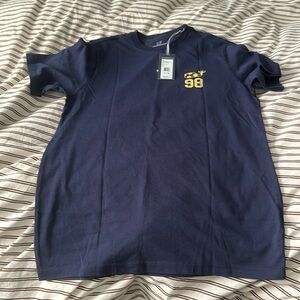 Vineyard vines, youth, extra large soccer shirt. Brand new with tags.